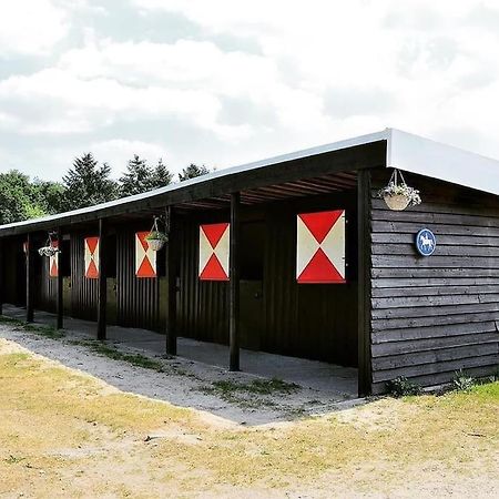 Sfeervol Chalet In Het Bos Nunspeet Buitenkant foto